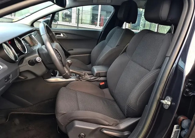 Peugeot 508 cena 22900 przebieg: 228300, rok produkcji 2013 z Kielce małe 37
